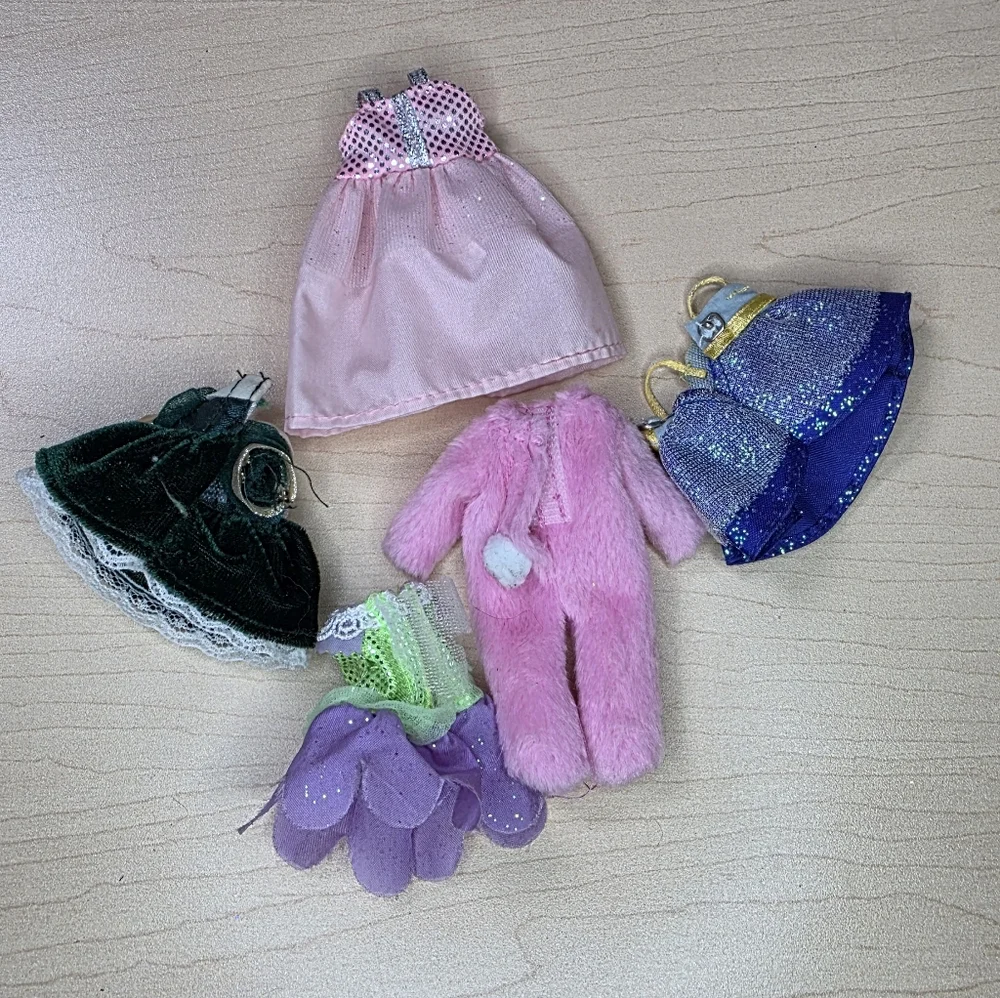 Set of Two Vintage 1994 Barbie‎ Toddler Dolls With Outfits